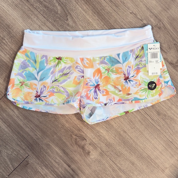 Roxy Endless Summer Board Shorts - Picture 3 of 7